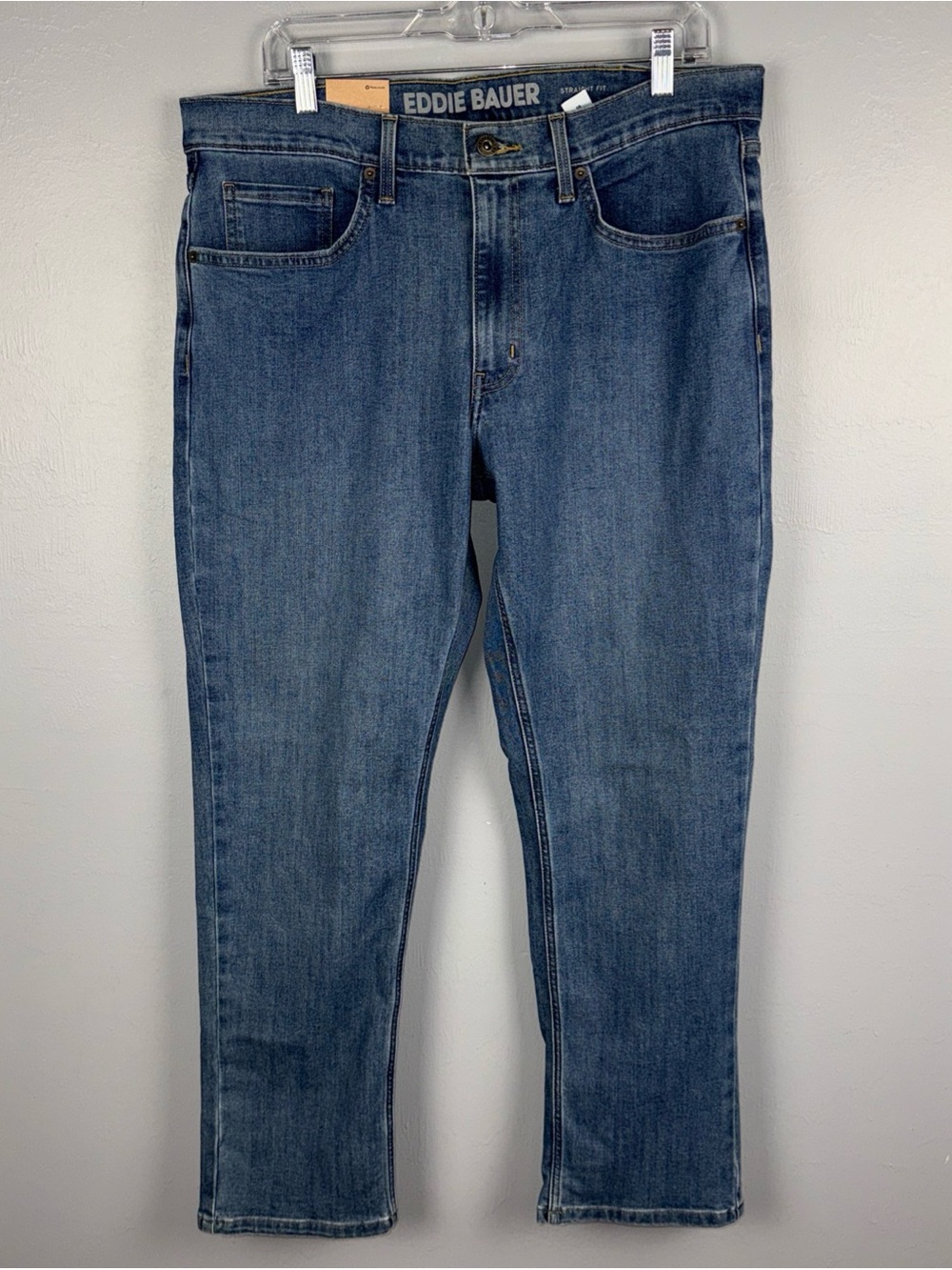 Eddie Bauer Jeans Men’s 36x30 Straight Fit Blue Denim Pant Classic Basic NWT